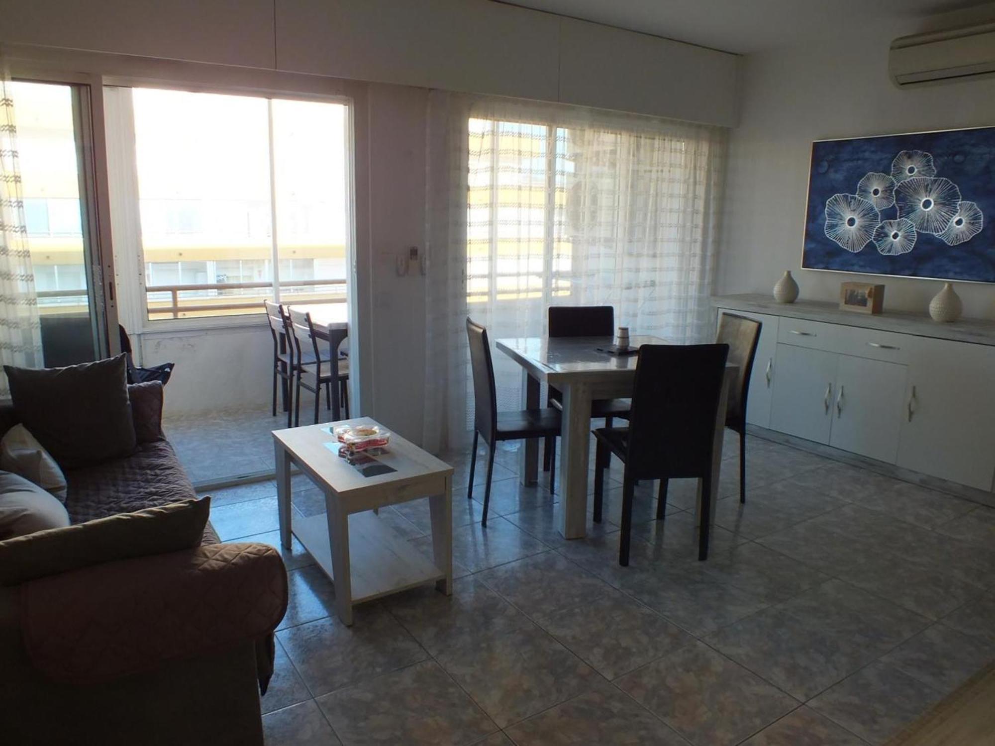 1 Hab, Aire Opcional, Piscina, Jardin - - Es-204-48 *